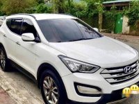 White Hyundai Santa Fe 2013 Automatic for sale 