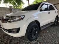 White Toyota Fortuner 2016 Suv Manual Diesel for sale in Quezon City