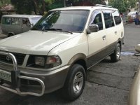 Selling 2nd Hand Toyota Revo 2001 in Quezon City