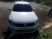 2nd Hand Volkswagen Jetta 2016 at 30000 km for sale