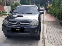 Toyota Fortuner 2005 Automatic Diesel for sale in Manila