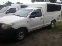 2nd Hand Toyota Hilux 2013 at 96468 km for sale