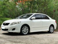 Selling 2nd Hand Toyota Corolla Altis 2010 in Parañaque