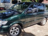 Selling 2nd Hand Isuzu Crosswind 2002 in Makati