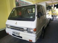 Sell White 2014 Mitsubishi L300 at 45240 km 