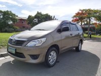 Selling Brown Toyota Innova 2013 in Manila