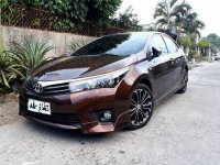 Brown Toyota Corolla Altis 2014 Automatic Gasoline for sale