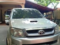 Selling Used Toyota Hilux 2011 in Legazpi