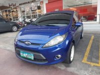 Blue Ford Fiesta 2012 at 75000 km for sale 
