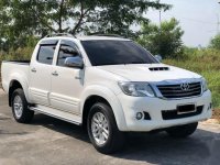 Selling 2nd Hand Toyota Hilux 2014 Automatic Diesel in Balagtas