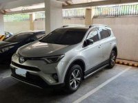 Silver Toyota Rav4 2016 at 4000 km for sale 