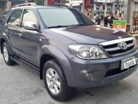 Selling 2nd Hand Toyota Fortuner 2007 Automatic Gasoline at 100000 km in Tanza