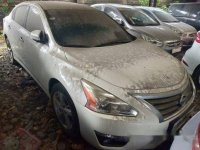 Selling White Nissan Altima 2015 at 16000 km in Makati
