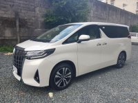 Selling Toyota Alphard 2019 in Quezon City