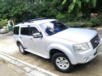 2nd Hand Ford Everest 2009 at 70000 km for sale