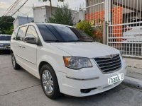 Selling 2nd Hand Chrysler Town And Country 2009 in Muntinlupa