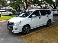 Sell 2nd Hand 2005 Toyota Innova Manual Gasoline at 110000 km in Manila