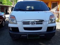 2nd Hand Hyundai Starex 2005 for sale in Quezon City