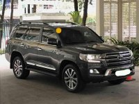 Selling Toyota Land Cruiser 2019 at 10000 km in Manila