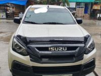 Sell 2nd Hand 2018 Isuzu Mu-X Manual Diesel at 7000 km in Plaridel