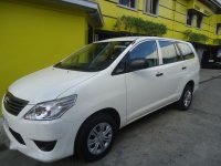 White Toyota Innova 2014 Manual Diesel for sale in Pasay