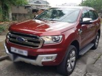 Red Ford Everest 2016 at 30000 km for sale