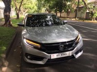 Selling 2nd Hand Honda Civic 2018 Sedan Automatic Gasoline at 3800 km in Makati