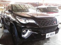 Sell Black 2016 Toyota Fortuner at 6000 km
