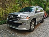 2nd Hand Toyota Land Cruiser 2011 at 44000 km for sale in Makati