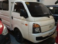 Selling 2nd Hand Hyundai H-100 2016 Van in Quezon City