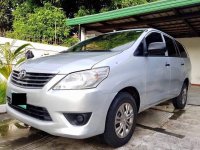 Selling Toyota Innova 2014 at 60000 km in Angeles