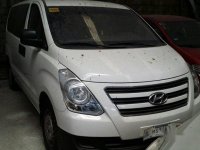 White Hyundai Grand Starex 2017 at 6000 km for sale in Makati