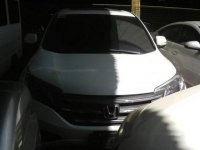 White Honda Cr-V 2012 at 26000 km for sale