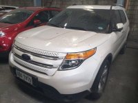 Selling White Ford Explorer 2015 Automatic Gasoline at 70000 km in Makati