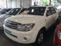 Selling White Toyota Fortuner 2011 at 72342 km in Quezon City