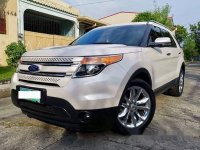 White Ford Explorer 2012 at 40000 km for sale