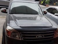 Selling Used Ford Everest 2013 at 10000 km 