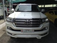 Selling White Toyota Land Cruiser 2016 in Quezon City