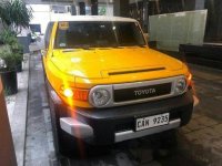 Selling Yellow Toyota Fj Cruiser 2019 Automatic Diesel at 7000 km 