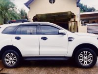 White Ford Everest 2016 Automatic Diesel for sale 