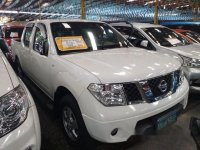 Sell White 2013 Nissan Frontier Navara at 28717 km 