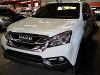 Selling White Isuzu Mu-X 2017 Automatic Diesel 