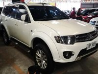 Selling White Mitsubishi Montero 2014 in Manila 