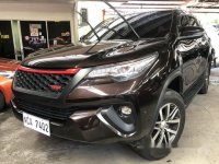 Selling Brown Toyota Fortuner 2018 at 27000 km 