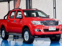 Selling Red Toyota Hilux 2015 Manual Diesel 