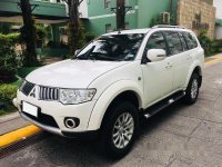 Sell White 2013 Mitsubishi Montero Sport at 70000 km 