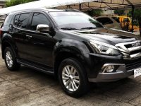 Black Isuzu Mu-X 2018 for sale in Cainta 