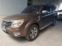 Selling Brown Ford Everest 2012 at 76847 km 