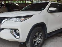 Selling White Toyota Fortuner 2018 Manual Diesel at 5300 km 