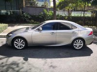 Selling Lexus Is 350 2015 at 20000 km 